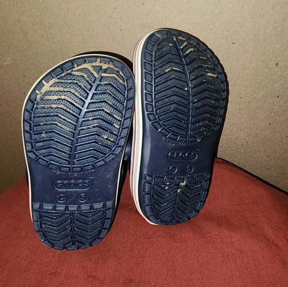 Crocs - Picture 4 of 5